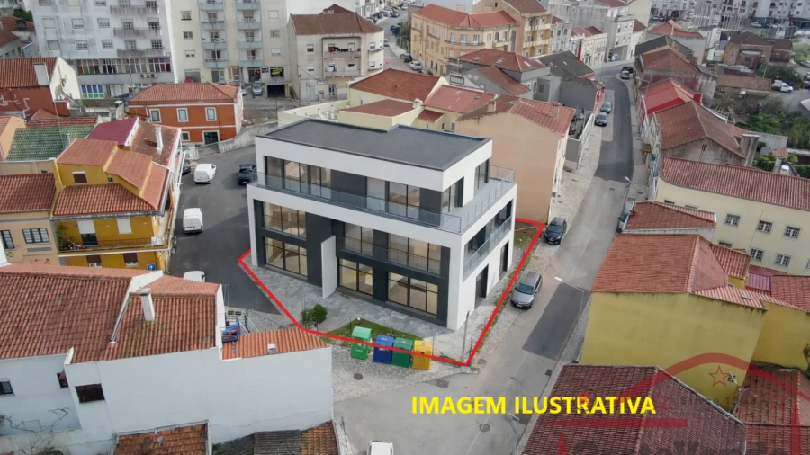 Terreno para Venda em Cadaval e Pêro Moniz
