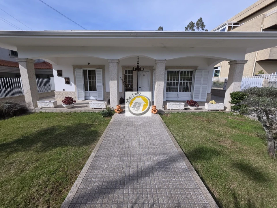 Moradia T3 para Venda em São João de Ver Foto 1