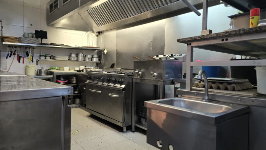 Loja para Trespasse em Ajuda Foto 3