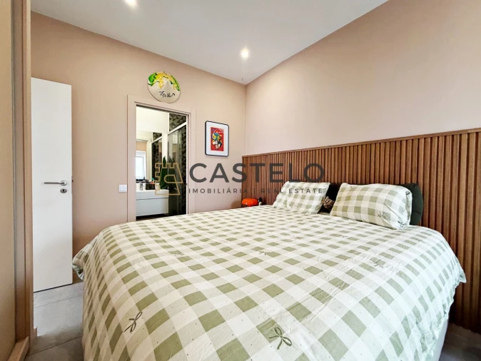 Moradia T1 para Venda em Faro (Sé e São Pedro) Foto 14