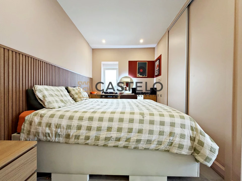 Moradia T1 para Venda em Faro (Sé e São Pedro) Foto 12