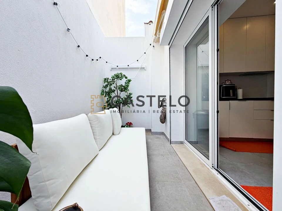 Moradia T1 para Venda em Faro (Sé e São Pedro) Foto 9