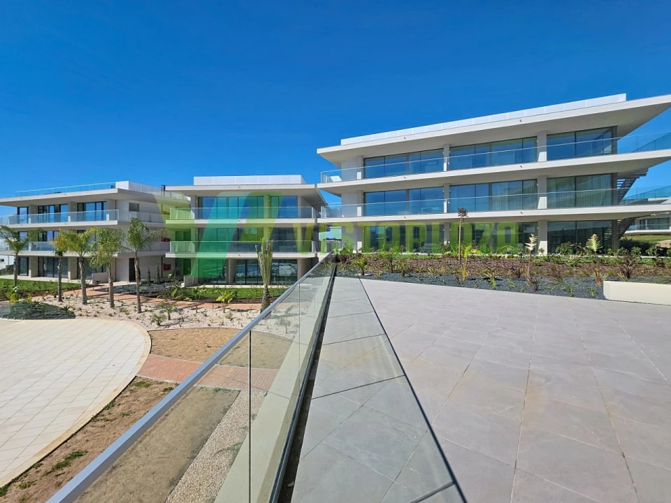 Apartamento T2 para Venda em Lagoa e Carvoeiro Foto 12