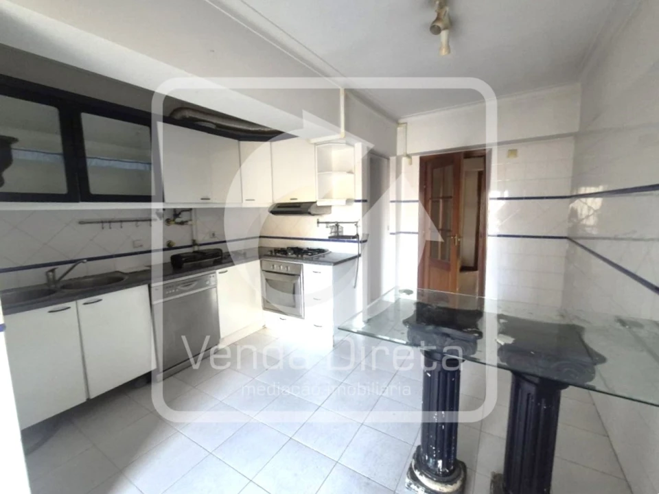 Apartamento T3 para Venda em Carregado e Cadafais Foto 10