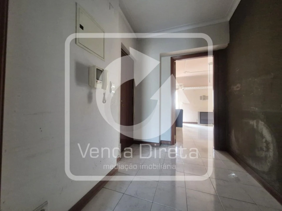 Apartamento T3 para Venda em Carregado e Cadafais Foto 18