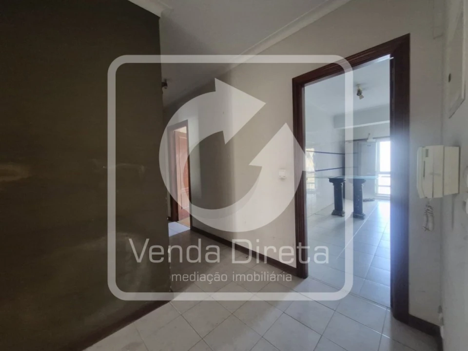 Apartamento T3 para Venda em Carregado e Cadafais Foto 19