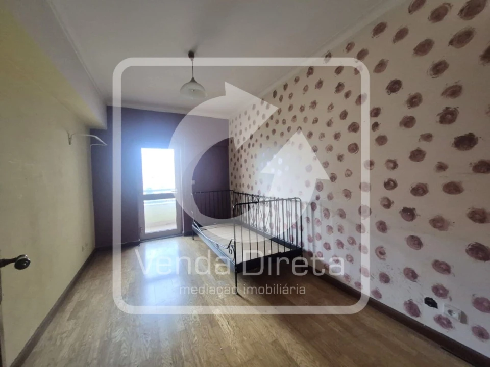 Apartamento T3 para Venda em Carregado e Cadafais Foto 21