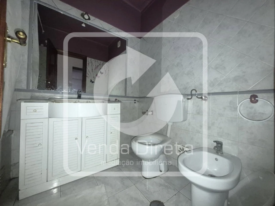 Apartamento T3 para Venda em Carregado e Cadafais Foto 25
