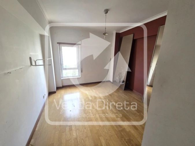 Apartamento T3 para Venda em Carregado e Cadafais Foto 13