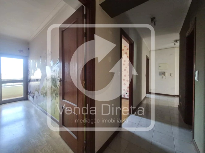 Apartamento T3 para Venda em Carregado e Cadafais Foto 26