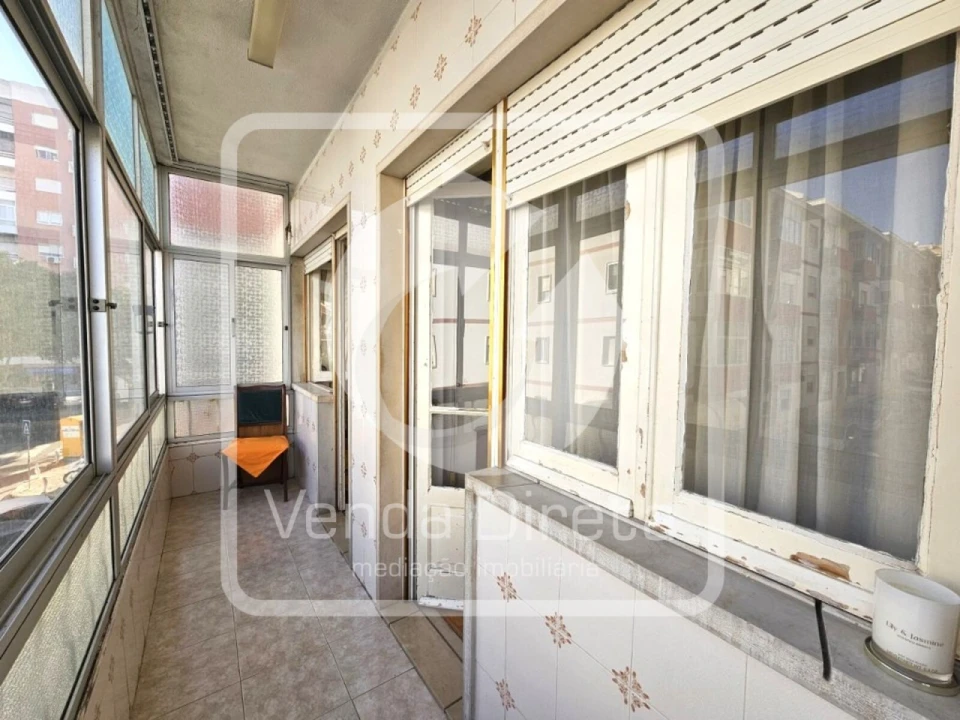 Apartamento T2 para Venda em Agualva e Mira-Sintra Foto 15