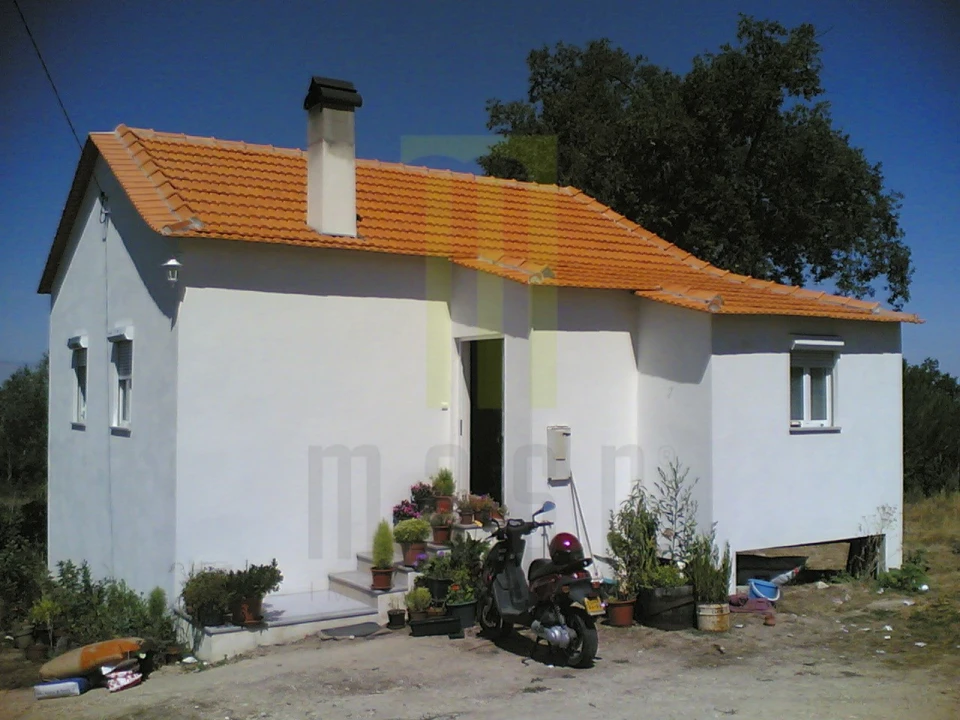 Quinta T2 para Venda em Lagos da Beira e Lajeosa Foto 1