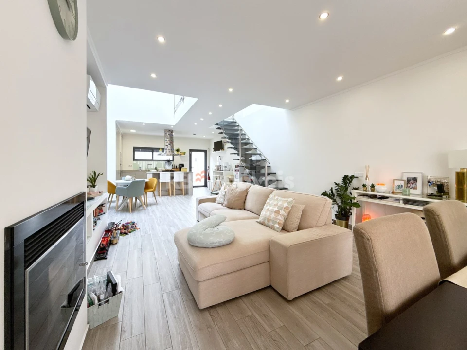 Moradia T3 para Venda em Nossa Sra de Fatima Foto 9