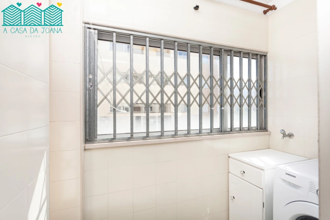 Apartamento T1 para Arrendamento em Castêlo da Maia Foto 16