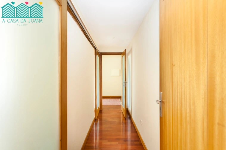 Apartamento T1 para Arrendamento em Castêlo da Maia Foto 5