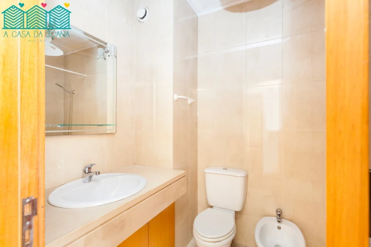 Apartamento T1 para Arrendamento em Castêlo da Maia Foto 11