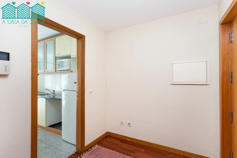 Apartamento T1 para Arrendamento em Castêlo da Maia Foto 13