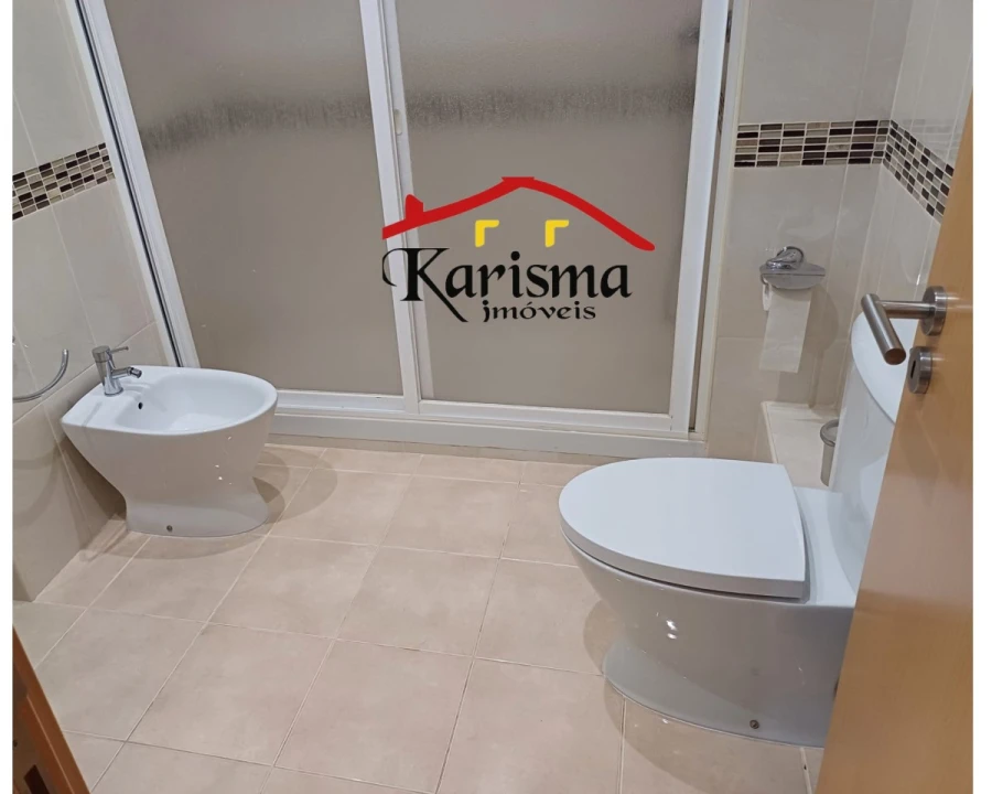 Apartamento T1 para Arrendamento férias em Portimão Foto 9