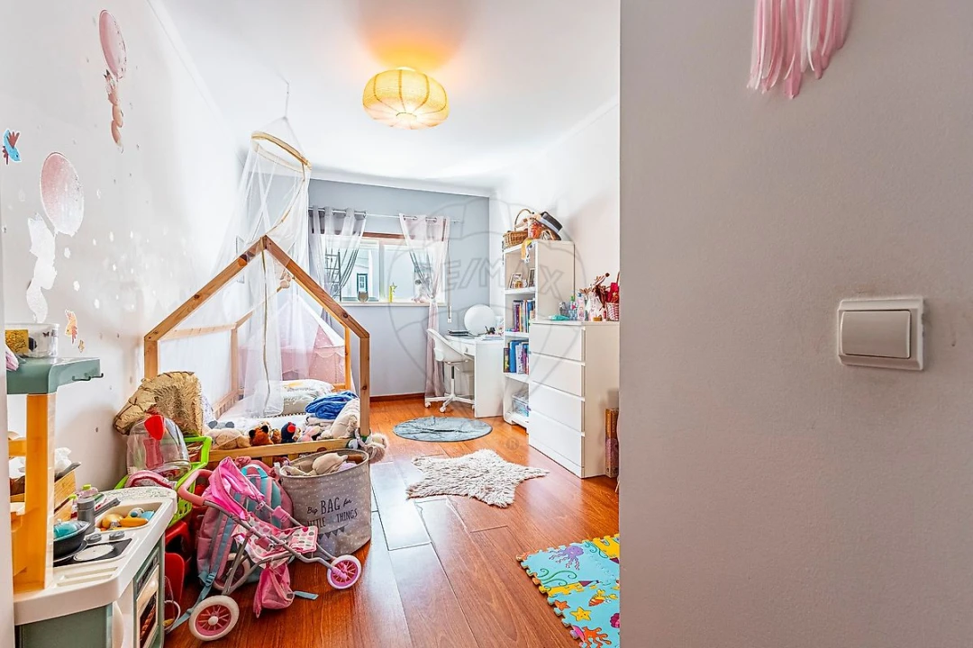 Apartamento T4 para Venda em Almeirim Foto 21