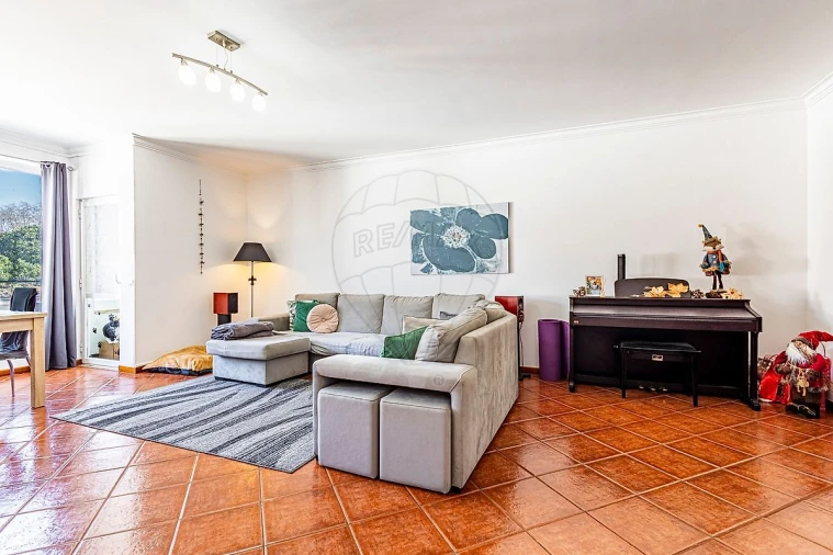 Apartamento T4 para Venda em Almeirim Foto 6