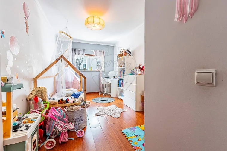 Apartamento T4 para Venda em Almeirim Foto 21
