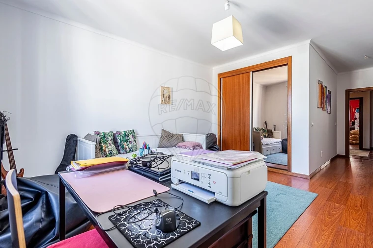 Apartamento T4 para Venda em Almeirim Foto 40