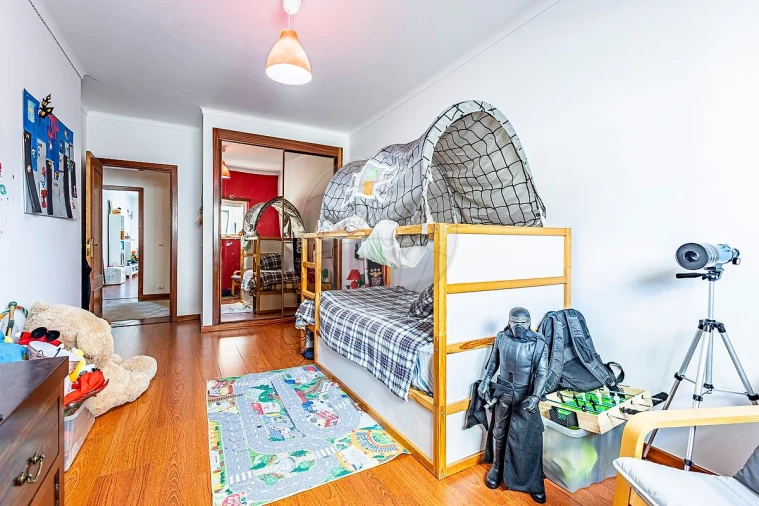 Apartamento T4 para Venda em Almeirim Foto 31