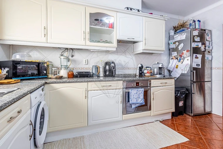 Apartamento T4 para Venda em Almeirim Foto 15