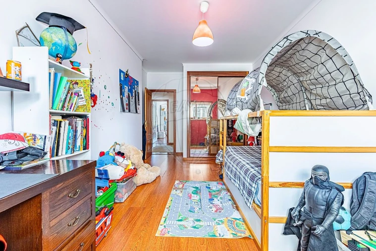 Apartamento T4 para Venda em Almeirim Foto 28