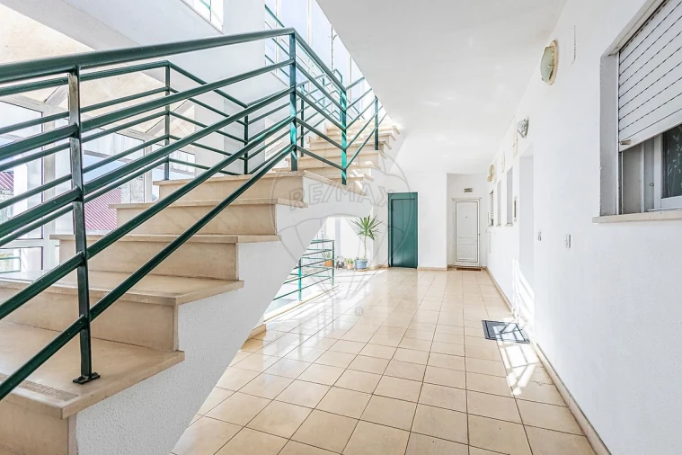 Apartamento T4 para Venda em Almeirim Foto 42