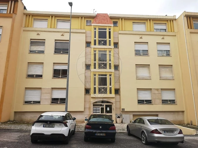 Apartamento T3 para Arrendamento em Marvila, Ribeira Santarém, São Salvador, São Nicolau Foto 1