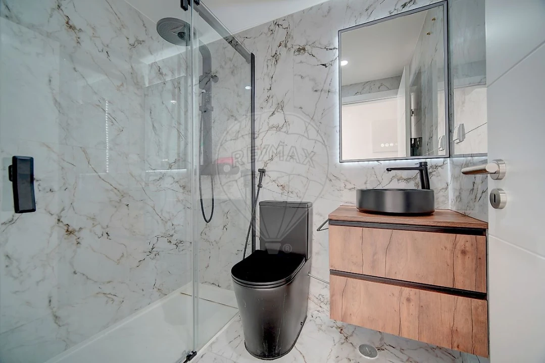 Apartamento T3 para Venda em Massamá e Monte Abraão Foto 5