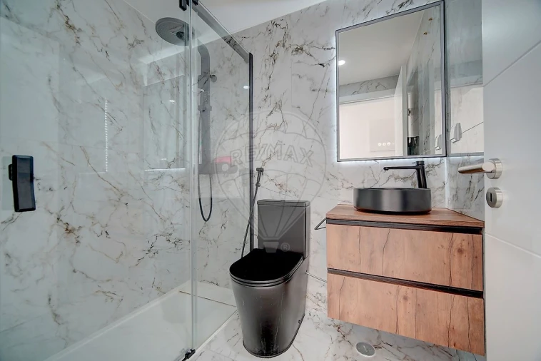 Apartamento T3 para Venda em Massamá e Monte Abraão Foto 5