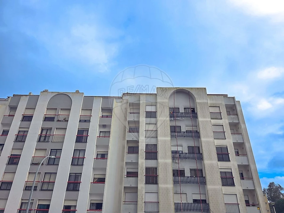 Apartamento T3 para Venda em Rio de Mouro Foto 26