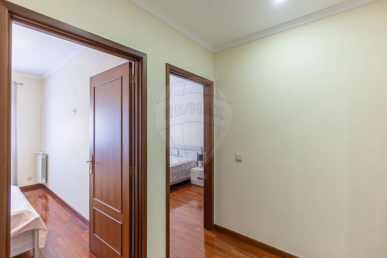 Apartamento T3 para Venda em Gulpilhares e Valadares Foto 10