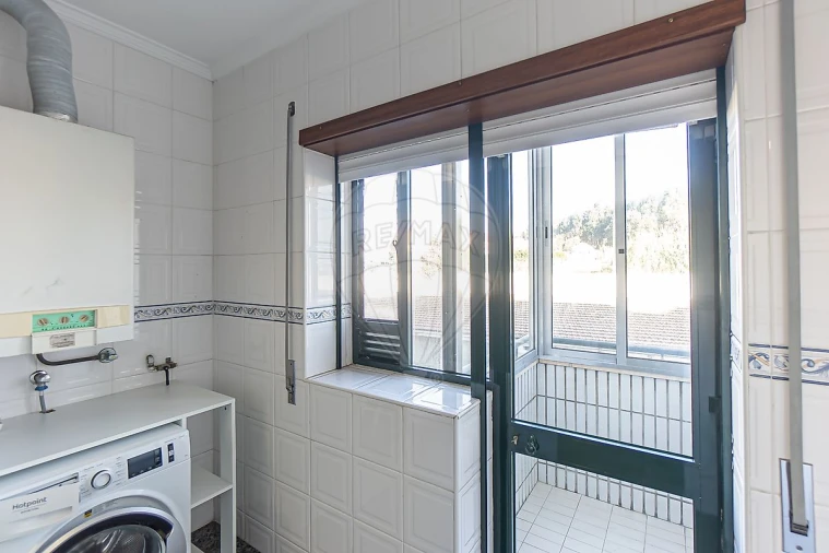 Apartamento T3 para Venda em Gulpilhares e Valadares Foto 14