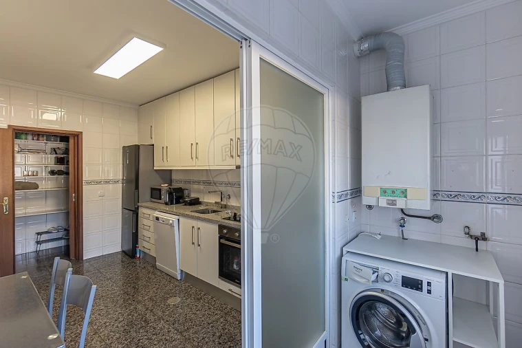Apartamento T3 para Venda em Gulpilhares e Valadares Foto 13