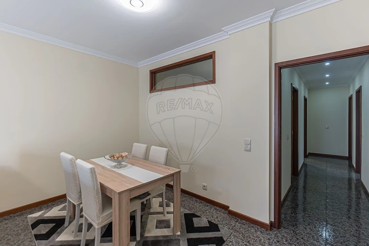 Apartamento T3 para Venda em Gulpilhares e Valadares Foto 15