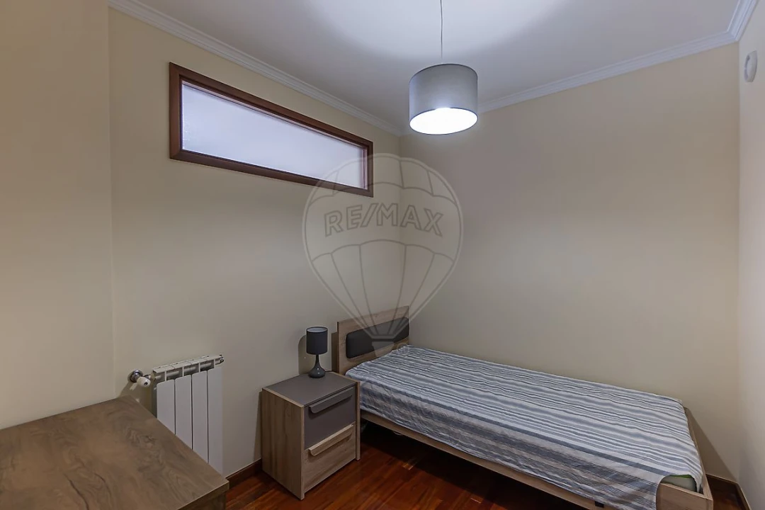 Apartamento T3 para Venda em Gulpilhares e Valadares Foto 3