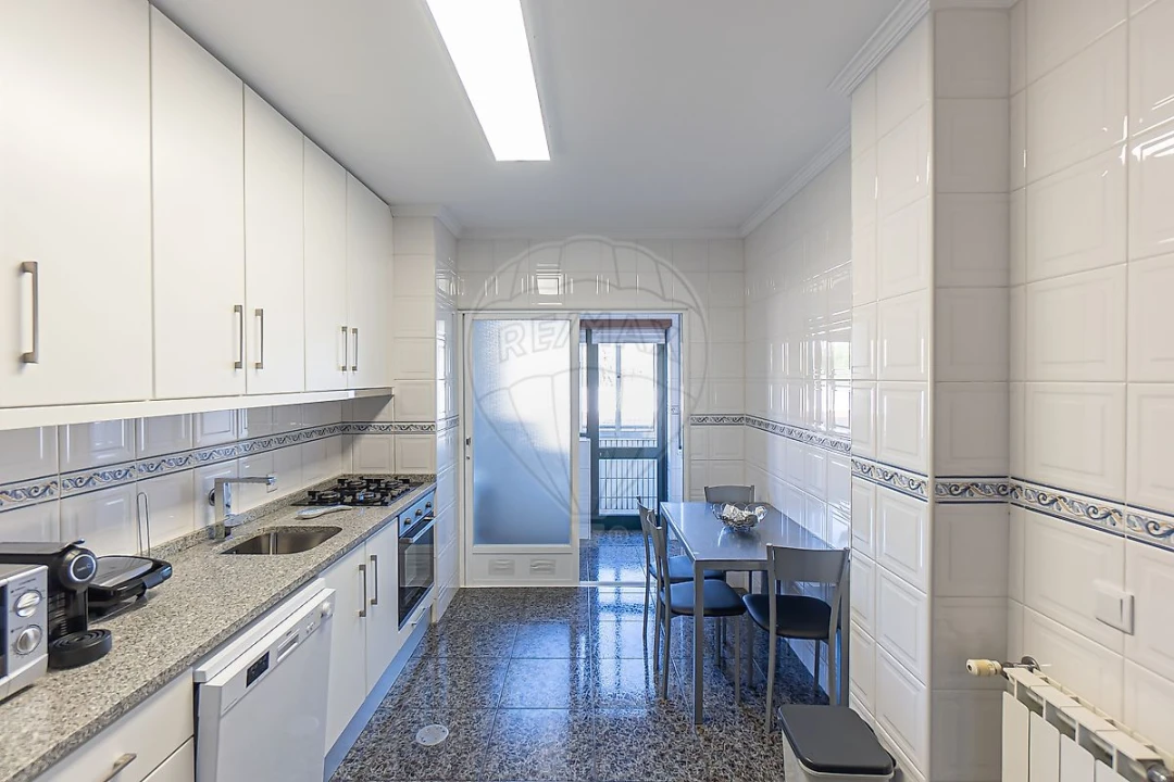 Apartamento T3 para Venda em Gulpilhares e Valadares Foto 21