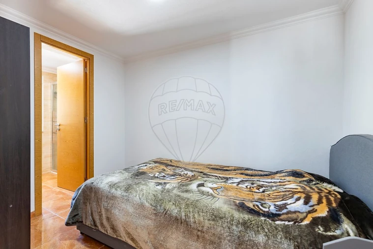 Moradia T3 para Venda em Vila Verde dos Francos Foto 9