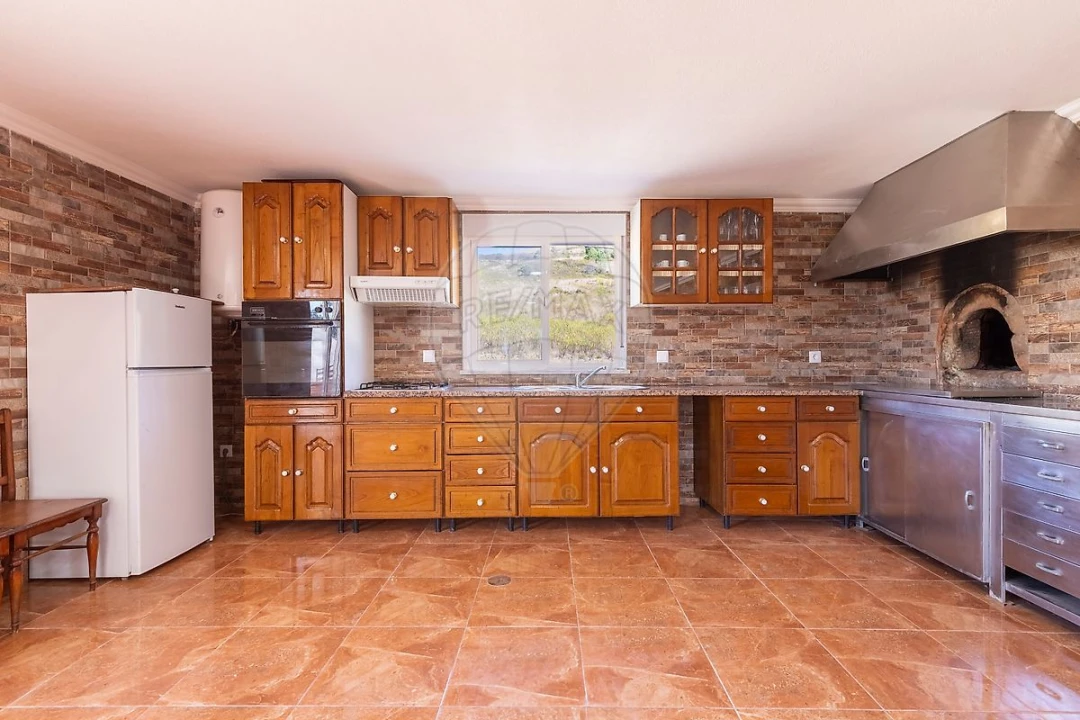 Moradia T3 para Venda em Vila Verde dos Francos Foto 6