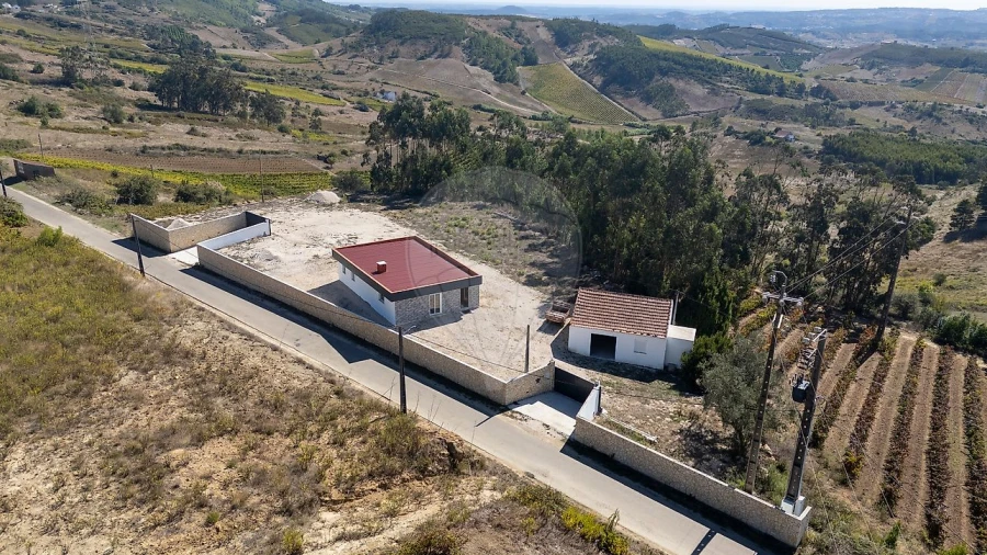 Moradia T3 para Venda em Vila Verde dos Francos