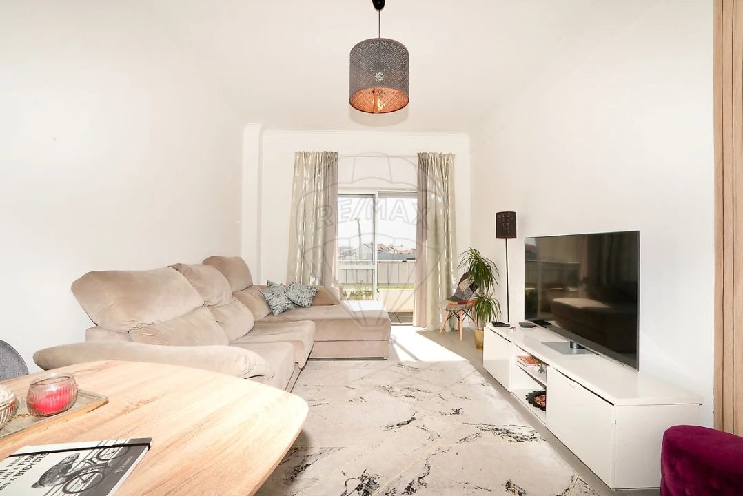 Apartamento T3 para Venda em Samora Correia Foto 2