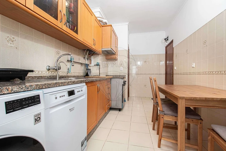 Apartamento T3 para Venda em Alverca do Ribatejo e Sobralinho Foto 19