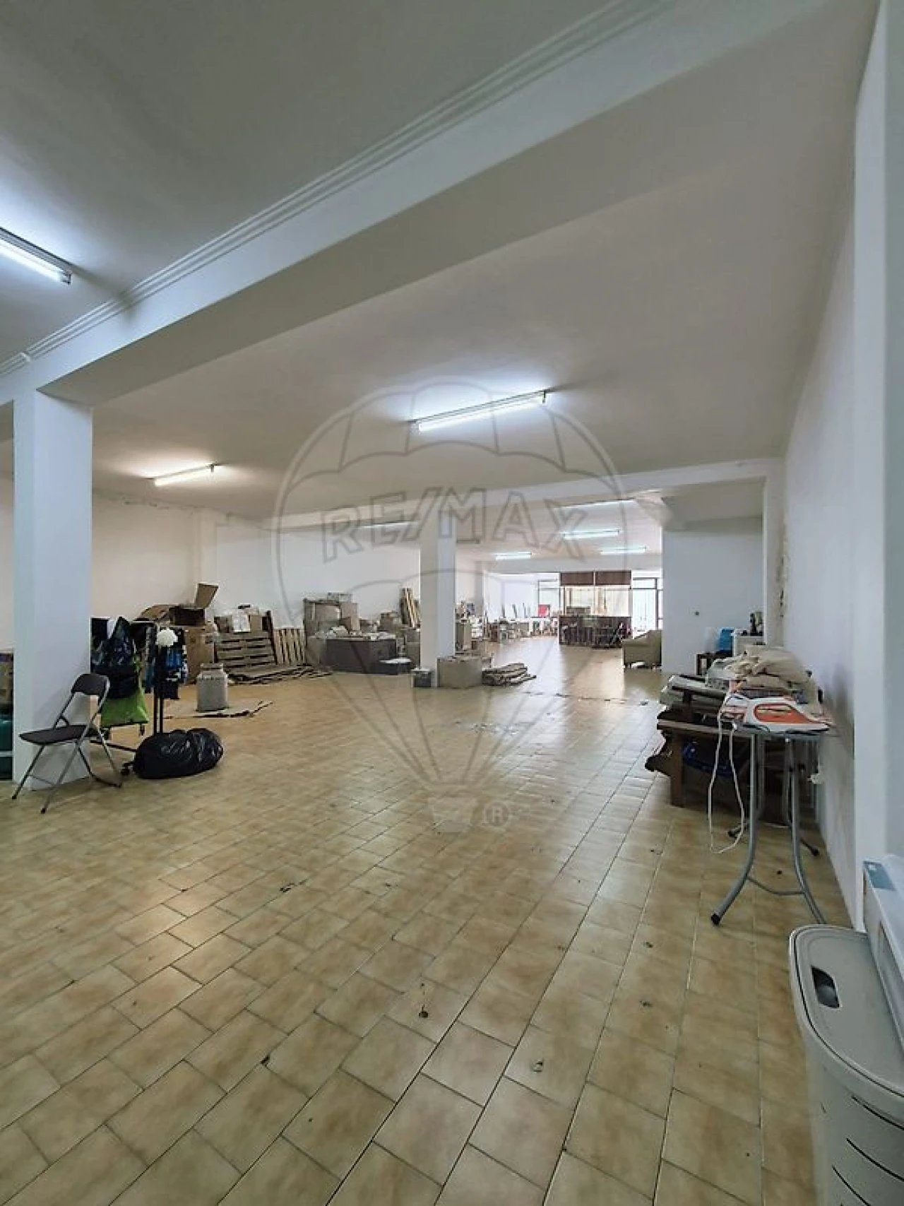 Loja para Venda em São João da Madeira Foto 13