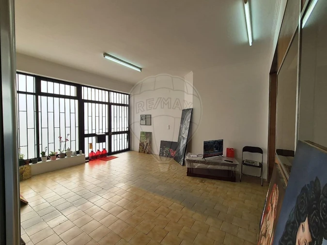 Loja para Venda em São João da Madeira Foto 4