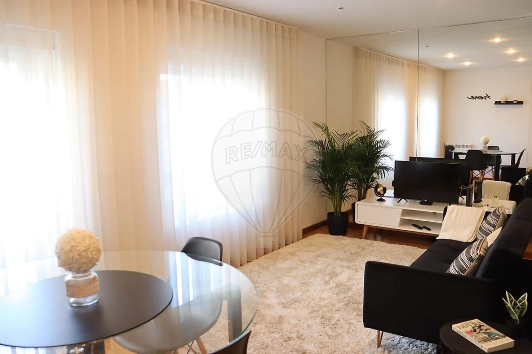 Apartamento T1 para Venda em Ovar, São João, Arada e São Vicente de Pereira Jusã Foto 1