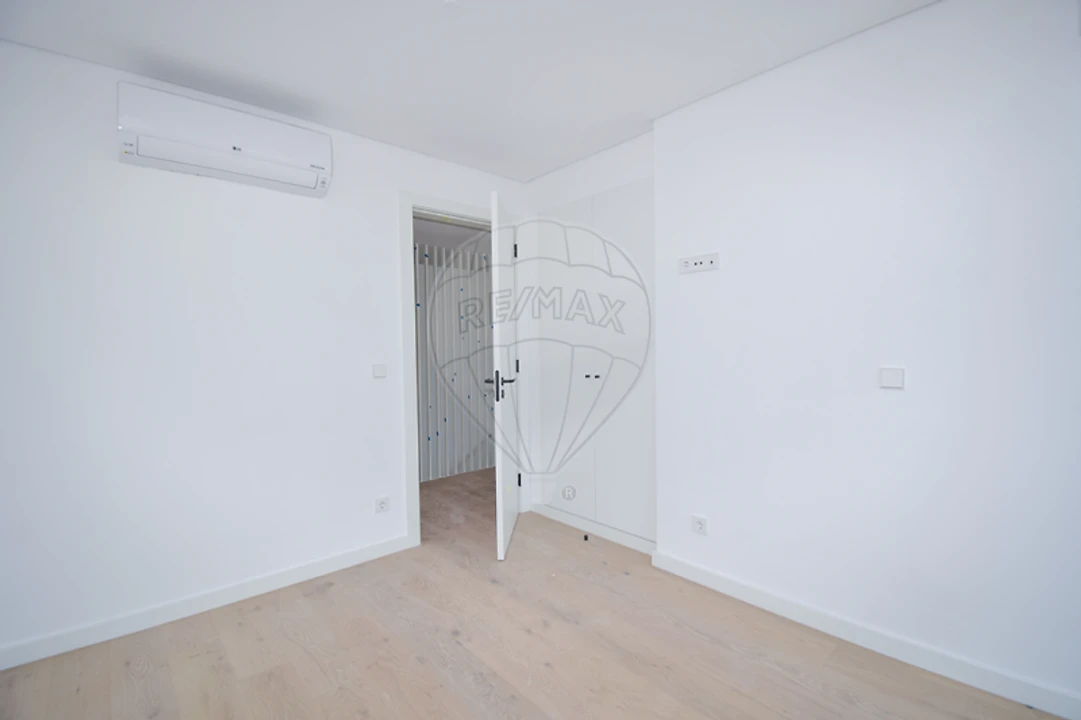 Apartamento T4 para Venda em Alto do Seixalinho, Santo André e Verderena Foto 23