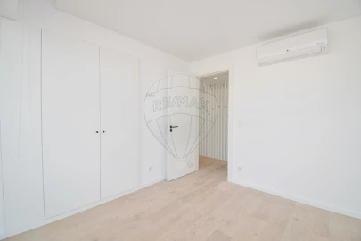 Apartamento T4 para Venda em Alto do Seixalinho, Santo André e Verderena